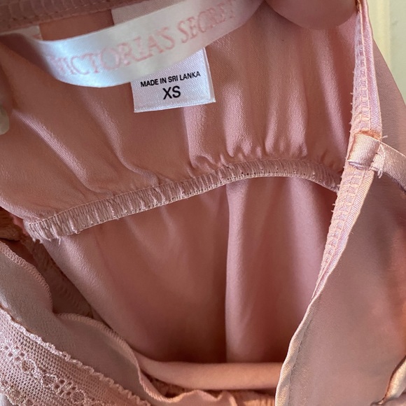 Victoria’s Secret Lingerie- Extra Small - Picture 4 of 7